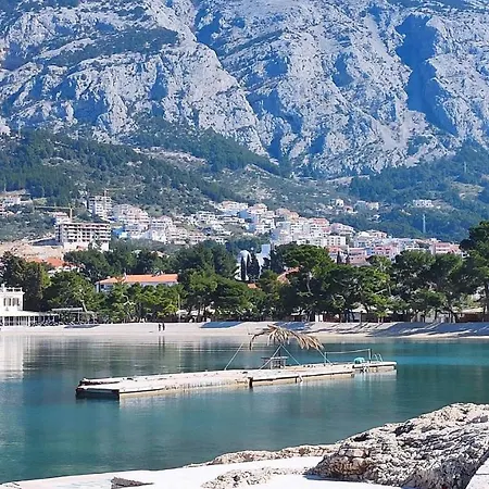 A Charming Oasis In The Heart 2