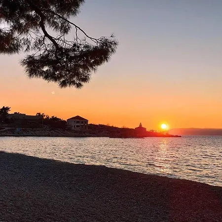 Apartment A Charming Oasis In The Heart 2 Makarska