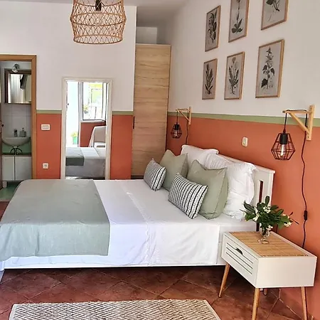 A Charming Oasis In The Heart 2 شقة